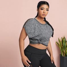 с разрезом Лозунг Спортивные топы размера плюс Shein