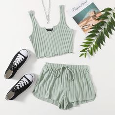 Трикотажная майка и шорты Shein