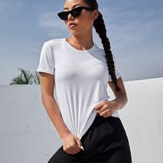 Футболка и спортивные шорты Shein