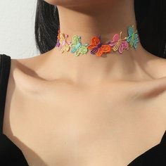 Ожерелье в форме бабочки Shein