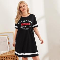 Платье размера плюс с текстовым принтом Shein