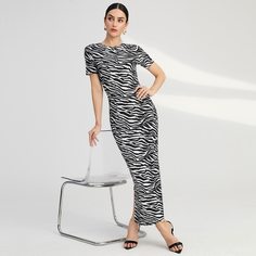 Облегающее платье в полоску зебры Shein