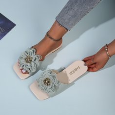 Сандалии-шлепанцы с цветочным декором Shein