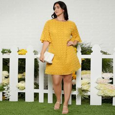 Платье в швейцарский горошек размера плюс Shein