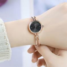 Круглые стрелочные кварцевые часы Shein