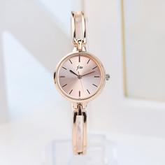 Круглые стрелочные кварцевые часы Shein