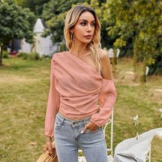 Короткая блузка с оригинальным рукавом Shein