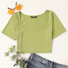 Вязаная короткая футболка в рубчик Shein