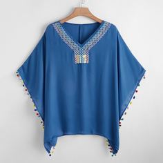 Накидка размера плюс с помпоном Shein