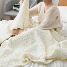 Однотонное вязаное одеяло Shein