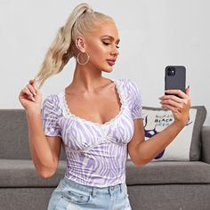 Топ в полоску зебры с кружевом Shein