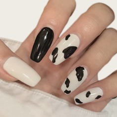 24шт накладные ногти с коровьим узором и 1 лист лента Shein