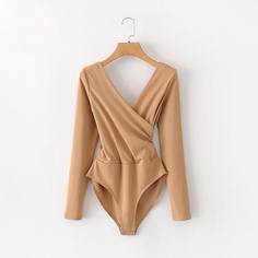 Модное боди в рубчик с V-образным вырезом Shein