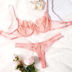 Комплект кружевного нижнего белья на косточках Shein