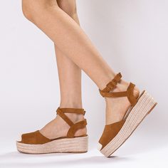 Минималистские туфли на платформе Shein
