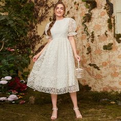 Сетчатое платье с оригинальным рукавом и вышивкой Shein