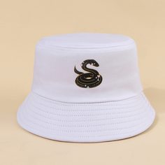 Шляпа с животным принтом Shein