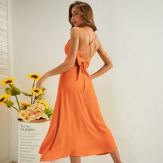 Платье на бретельках с открытой спиной Shein