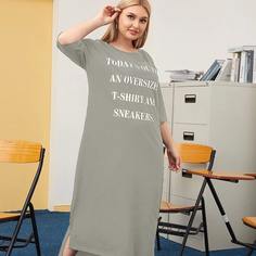 Асимметричное платье-футболка размера плюс с текстовым принтом Shein