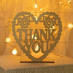 1шт деревянный декоративный светильник в форме сердечка Shein