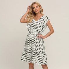 Платье в горошек с рукавами бабочка Shein