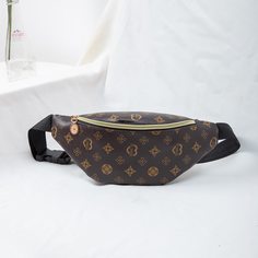 Поясная сумка с геометрическим рисунком Shein