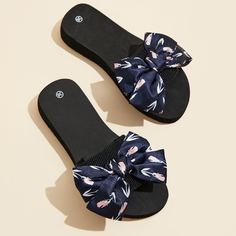Шлепанцы с бантом Shein