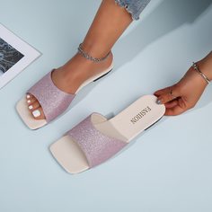 Сандалии-шлепанцы с блестящим декором Shein