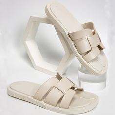 Минималистичные шлепанцы с вырезом Shein