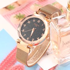 Кварцевые часы с циферблатом звездного неба Shein