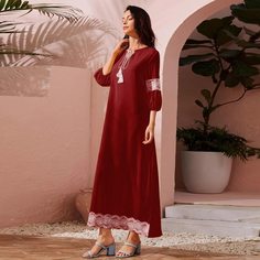 Платье с кружевной отделкой и воротником-бантом Shein