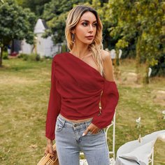 Короткая блузка с оригинальным рукавом Shein