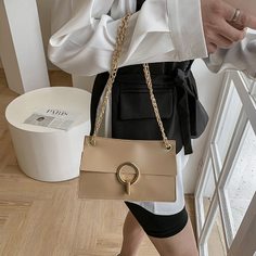 Сумка на плечо с цепочкой Shein