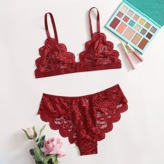 Комплект кружевного нижнего белья Shein