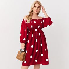 Платье размера плюс с открытыми плечами в горошек Shein