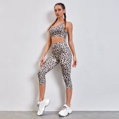 Топ и леггинсы с леопардовым принтом Shein