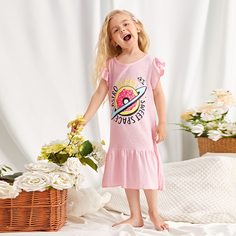 с оборками Мультяшный принт милый Домашняя одежда для девочек Shein
