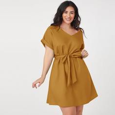 Однотонное платье размера плюс с поясом Shein