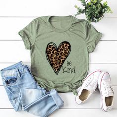 Футболка с леопардовым принтом Shein