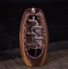 Подставка для благовоний из керамики "Стелющийся дым" J31, коричневая Soul Art