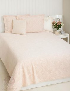 Покрывало LUXBERRY ILIA розовое 150х220