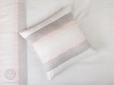 Наволочка декоративная LUXBERRY WOOD серый жемчуг 42х42