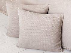 Наволочка декоративная LUXBERRY GRASS бежевая 47х47