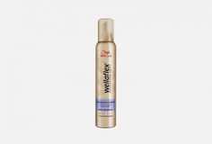 Мусс для волос сильной фиксации Wella