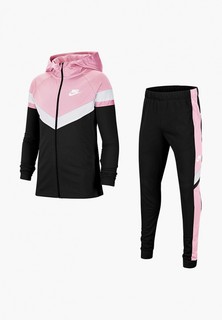 Костюм спортивный Nike