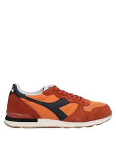 Низкие кеды и кроссовки Diadora