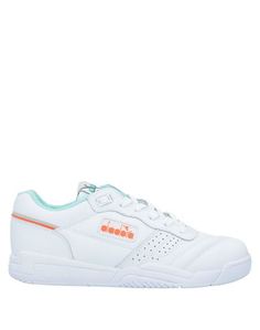 Низкие кеды и кроссовки Diadora