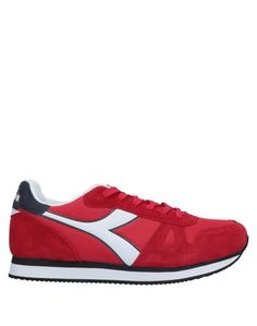 Низкие кеды и кроссовки Diadora