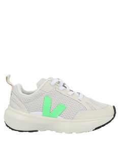 Низкие кеды и кроссовки Veja