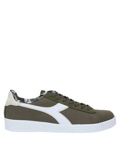 Низкие кеды и кроссовки Diadora